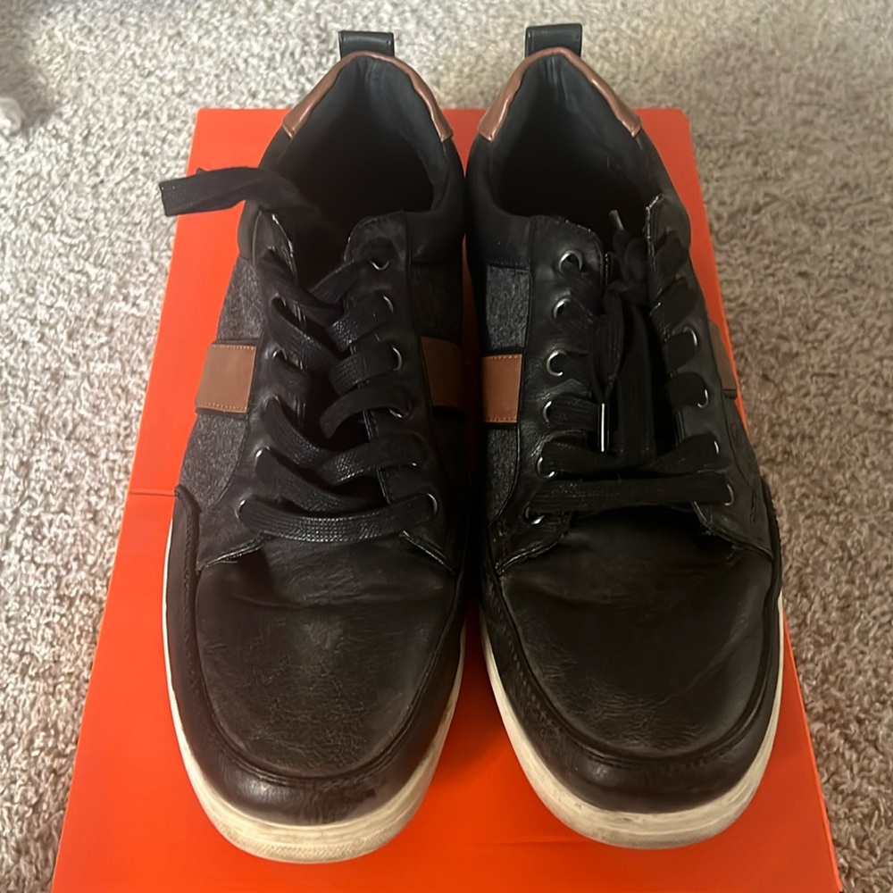 Aldo low top black gray brown sneakers size 12 in excellent condition
